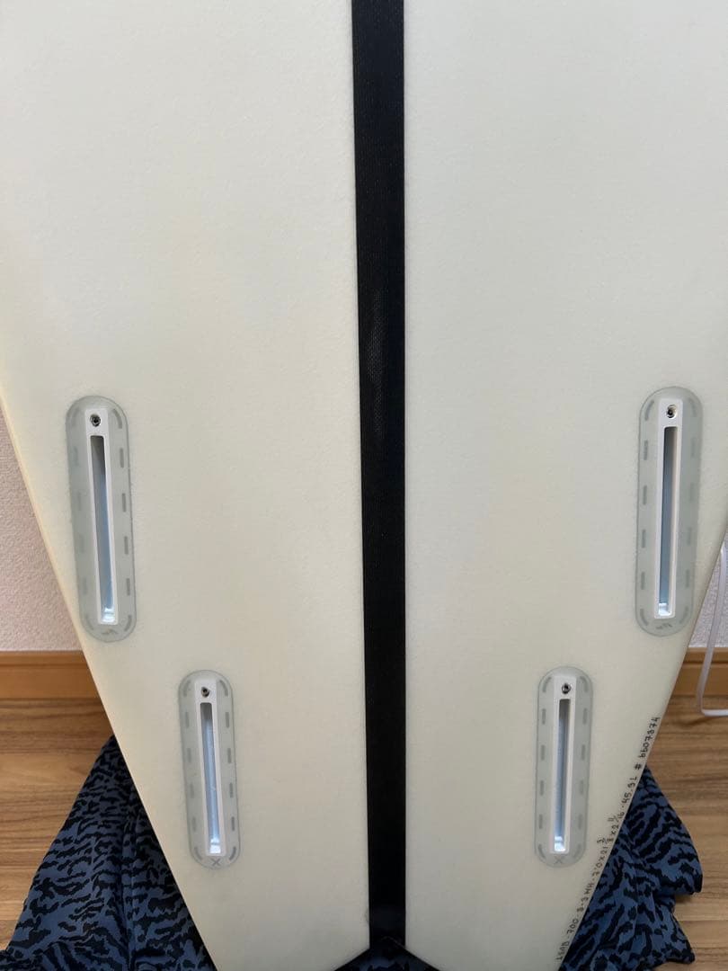 Firewire Seaside & Beyond 7’0” 専用フィン付き