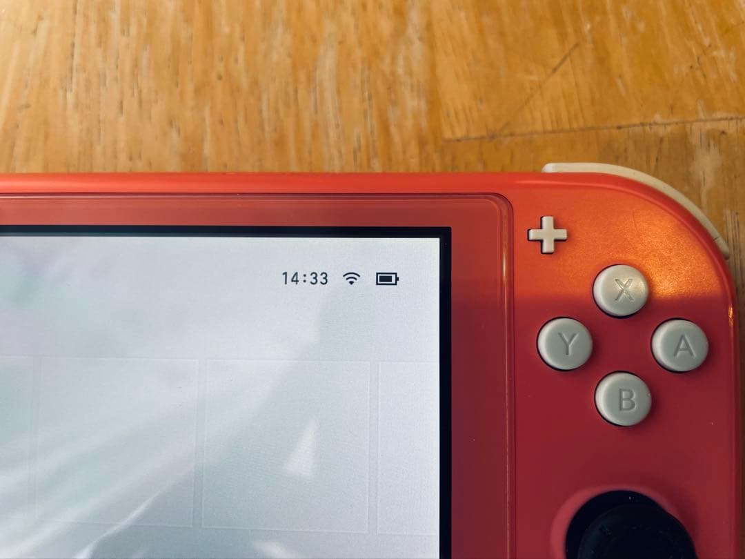 Nintendo Switch Lite コーラル