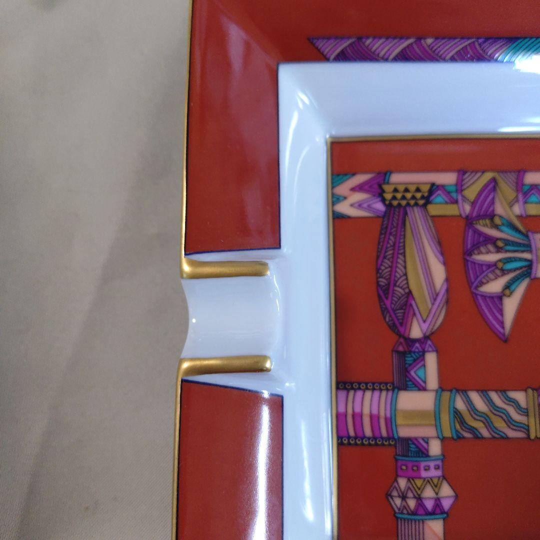 HERMES♥幾何学模様 陶器製灰皿 金縁