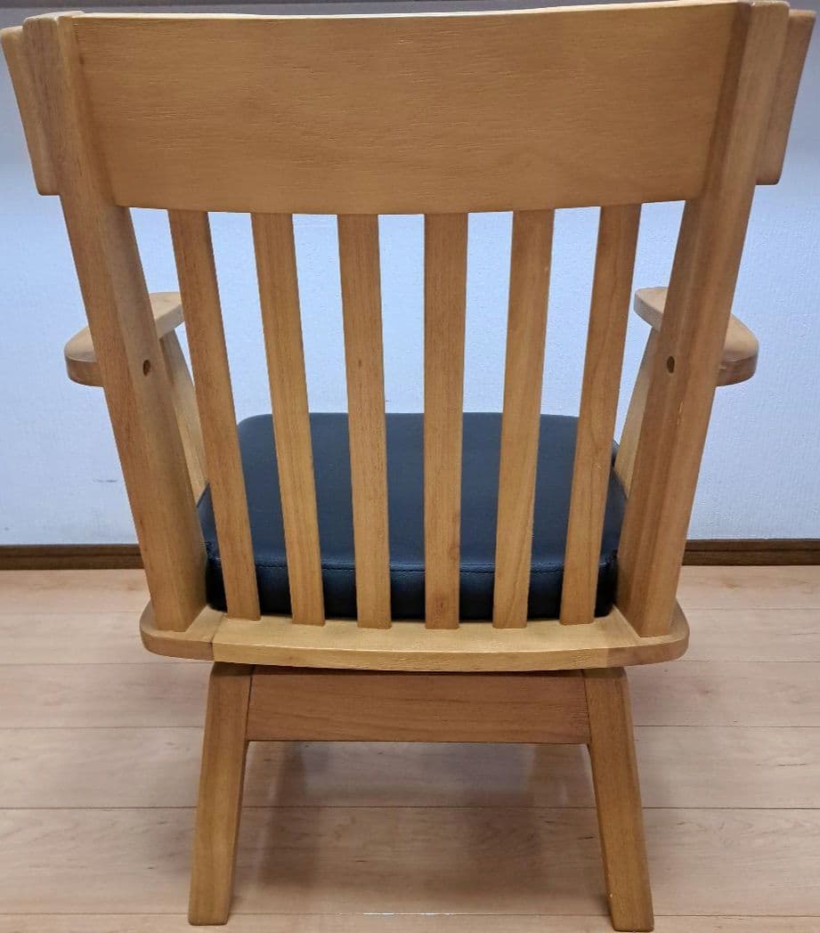 【直接受け渡し】 回転式チェア　ダイニングチェア　木製　肘つき　2脚セット
