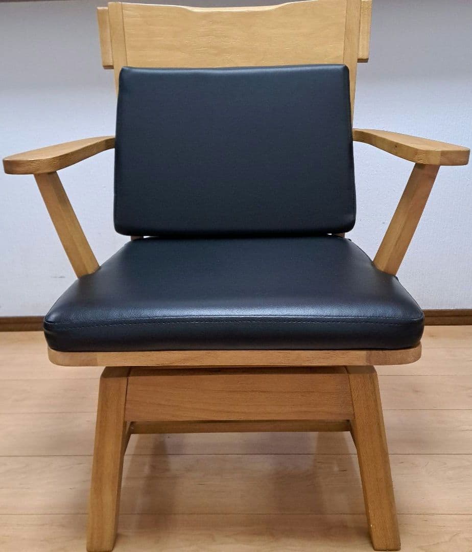 【直接受け渡し】 回転式チェア　ダイニングチェア　木製　肘つき　2脚セット