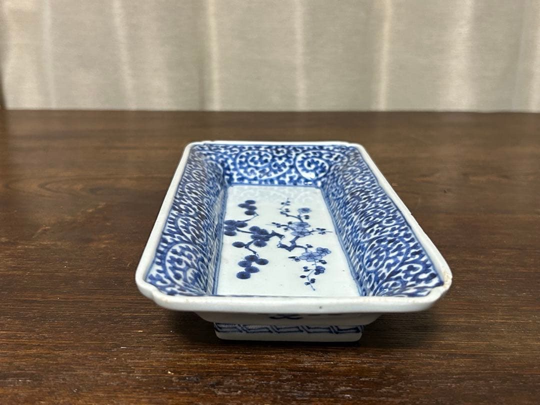古伊万里　染付　蛸唐草松梅文長皿　江戸中期　❹ (キズ、スレ有)