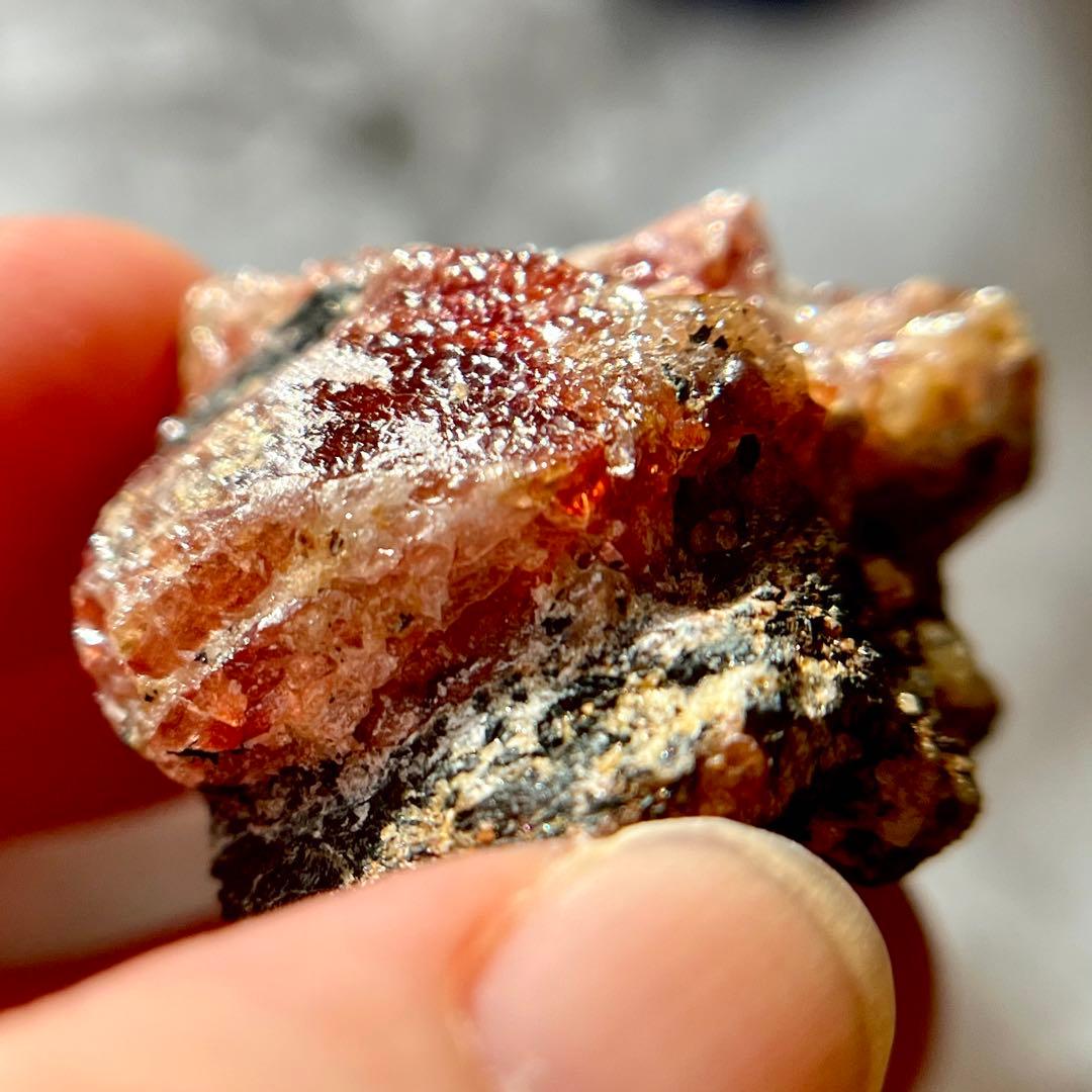 希少 巨大 レッドジルコン 166.55ct 宝石 原石 ジルコン 鉱物 天然石