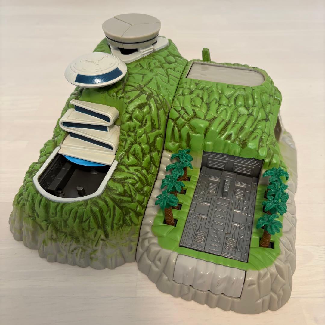 サンダーバード トレーシーアイランド プレイセット 2種セット