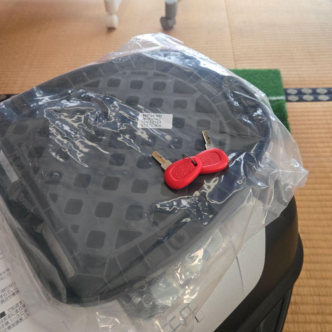 GIVIモノロックケース