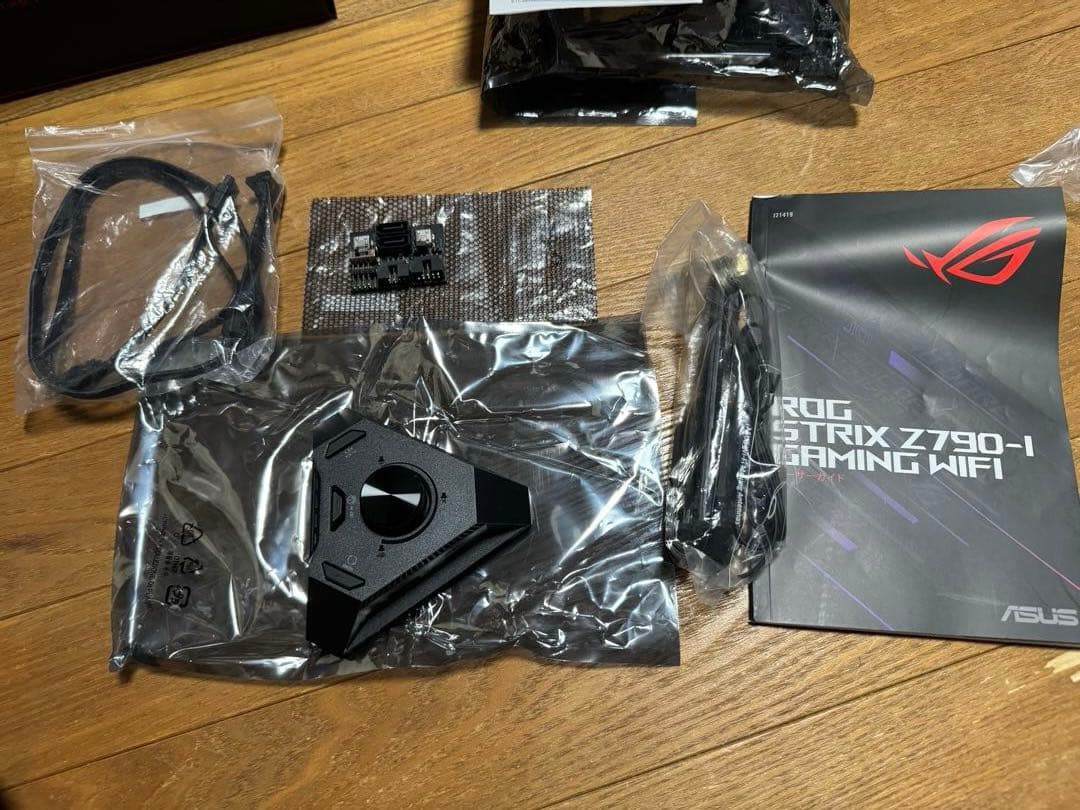 マザーボード ASUS ROG STRIX Z790-I GAMING WIFI