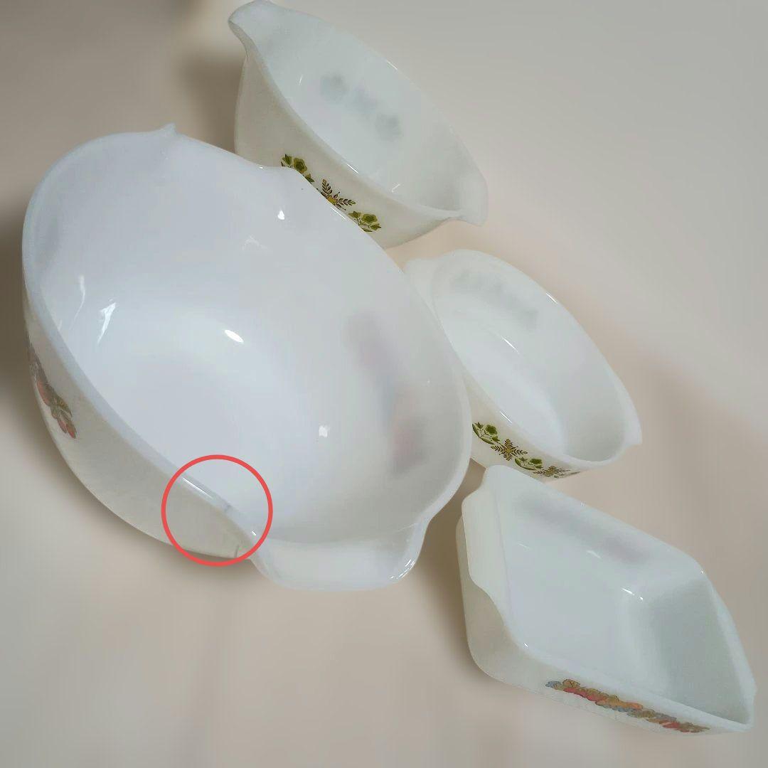 【ファイヤーキング　Fire King】 大ボウル＆キャセロール４点