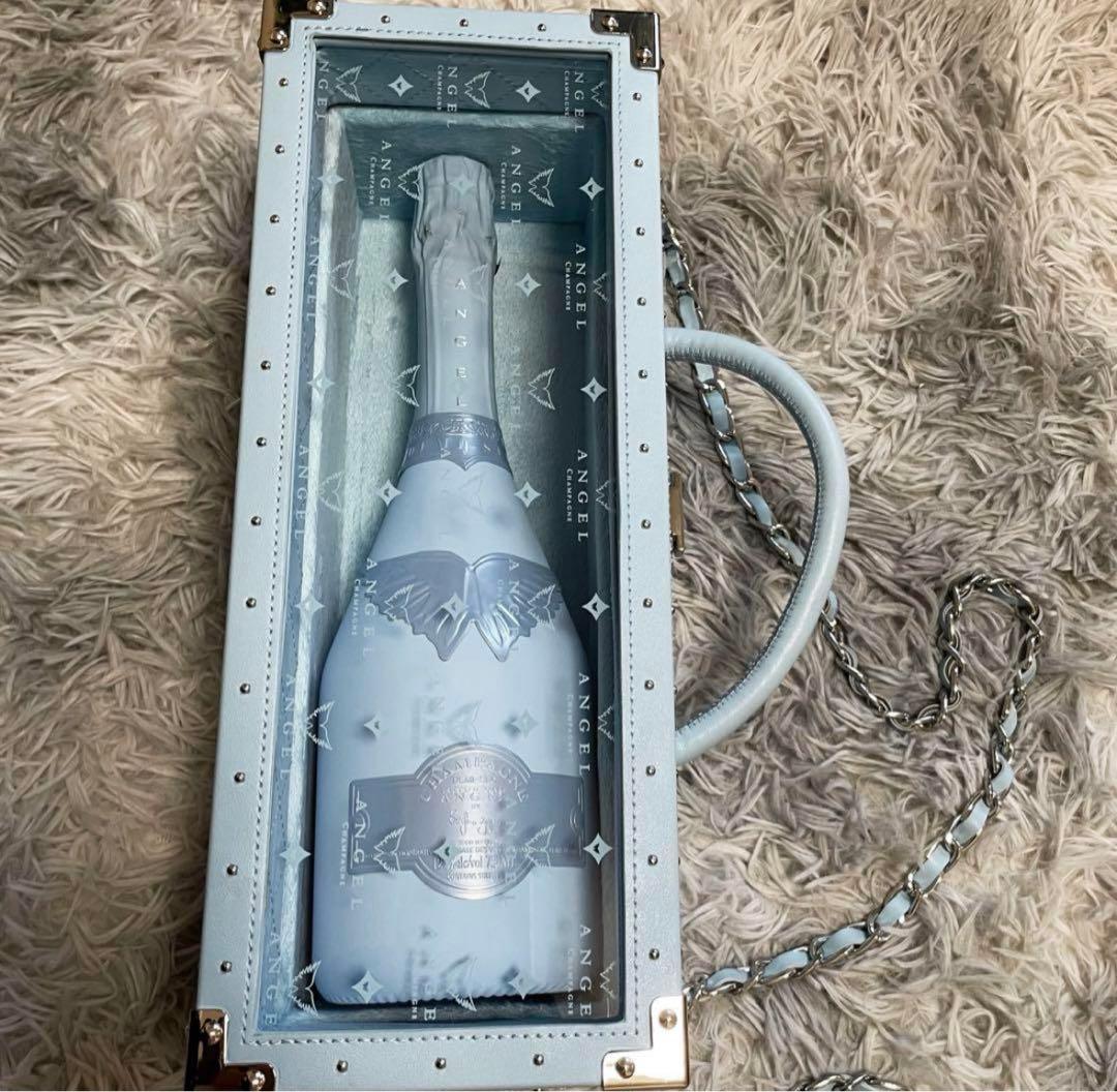 【未開栓】エンジェル シャンパン ドゥミセック ブルレザータイプ