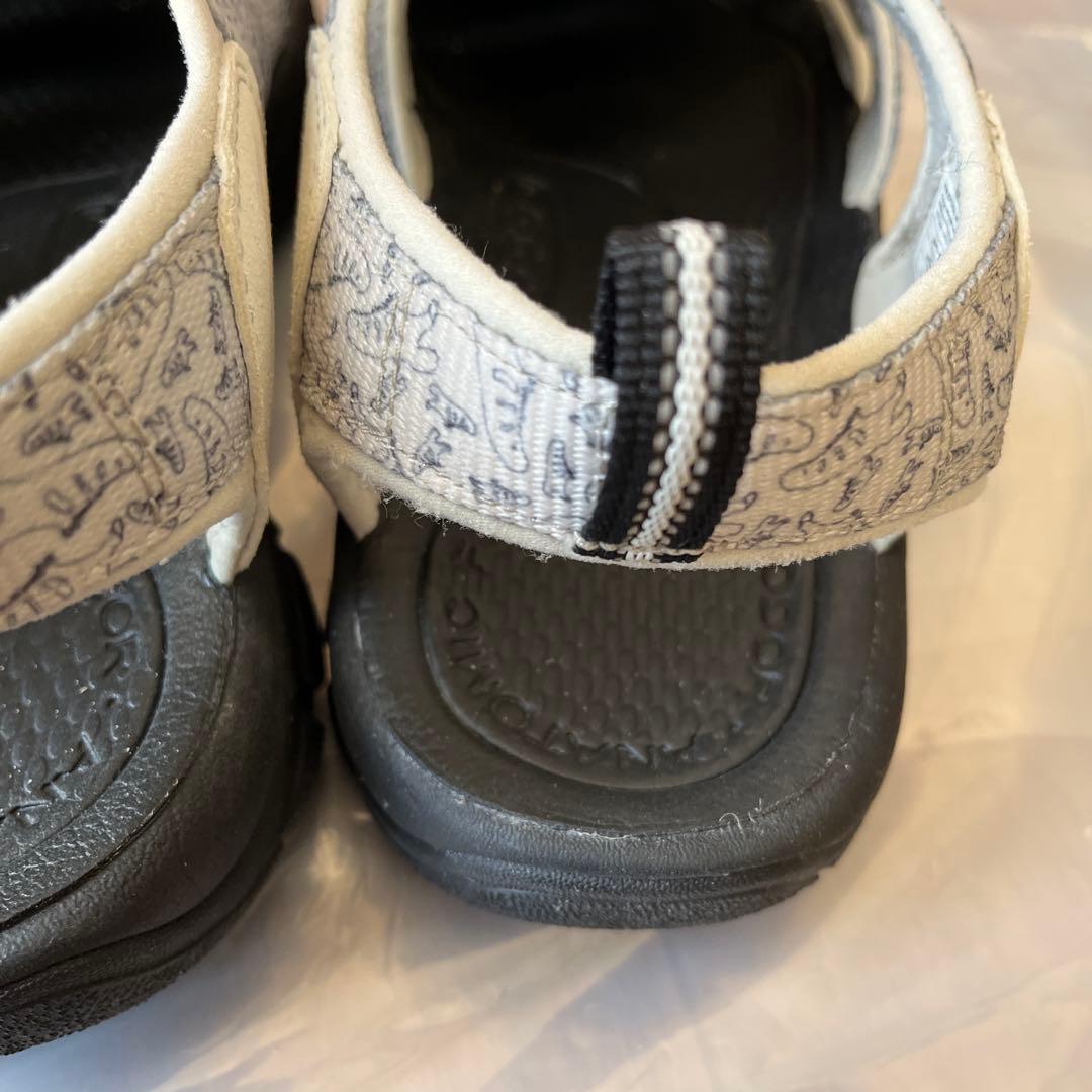 KEEN 防水スポーツサンダル ホワイト/ブラック２８.５cm