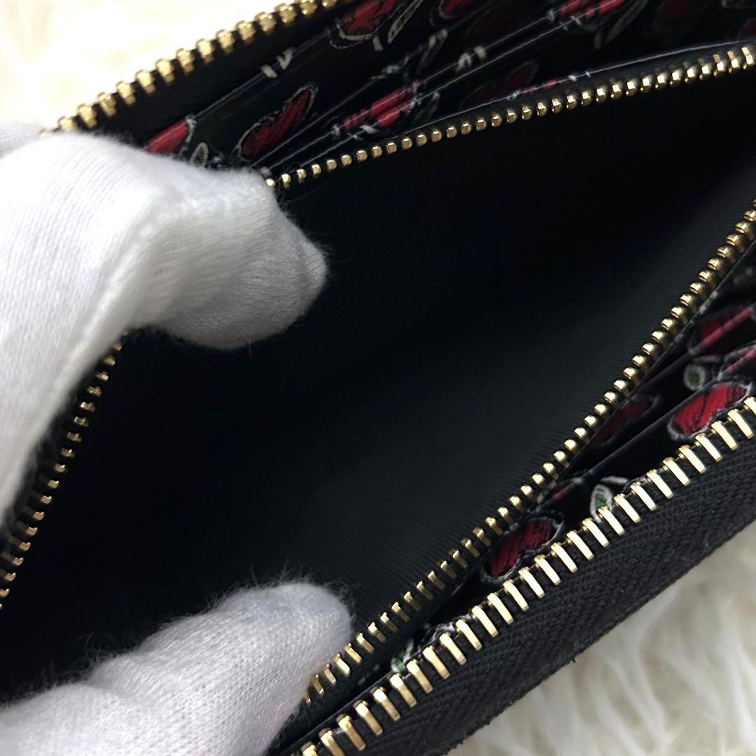 ［極美品］PRADA ハート バイカラー ロゴ ロングウォレット 長財布