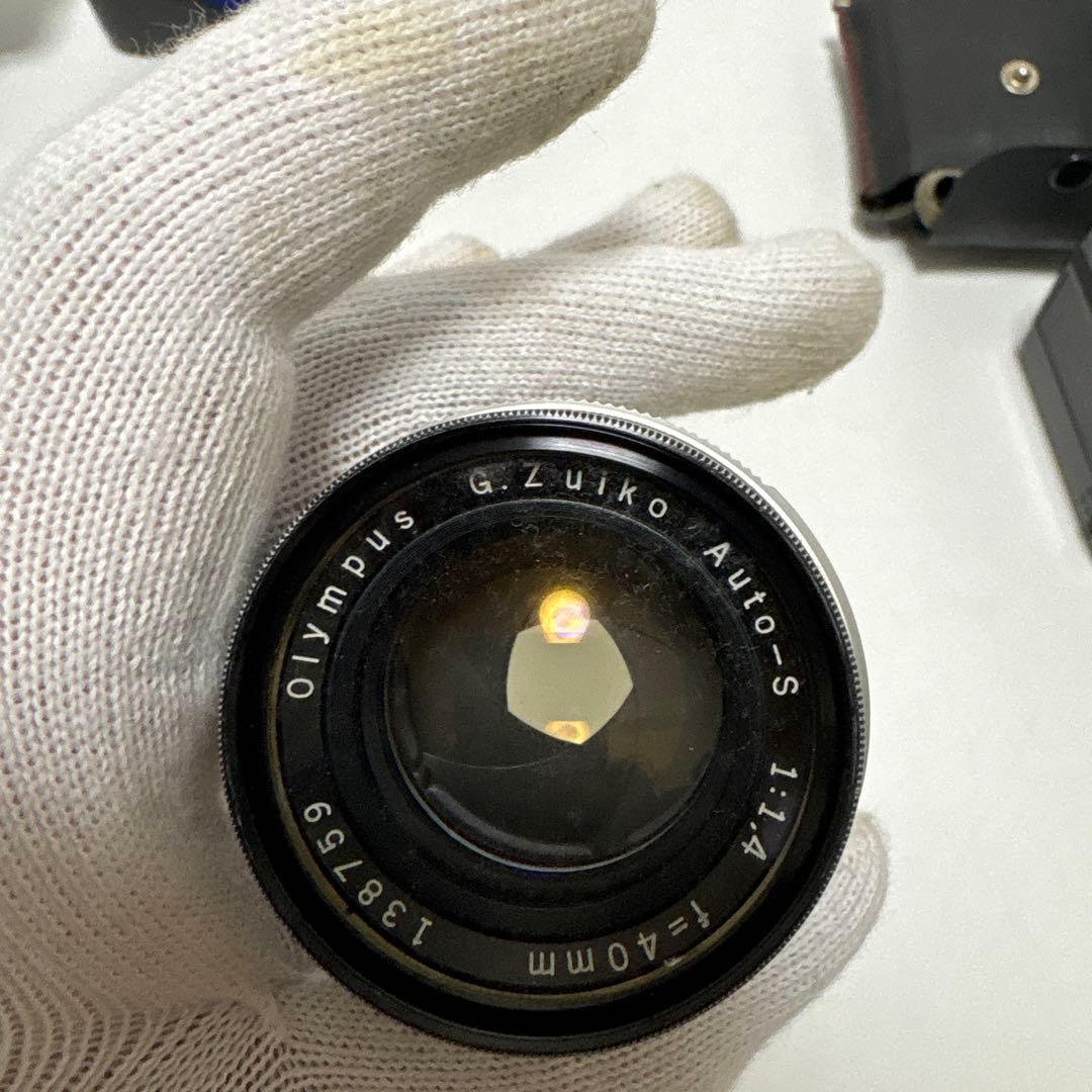 d*7様 Olympus Pen FT /Zuiko 40mm f1.4/ストロ