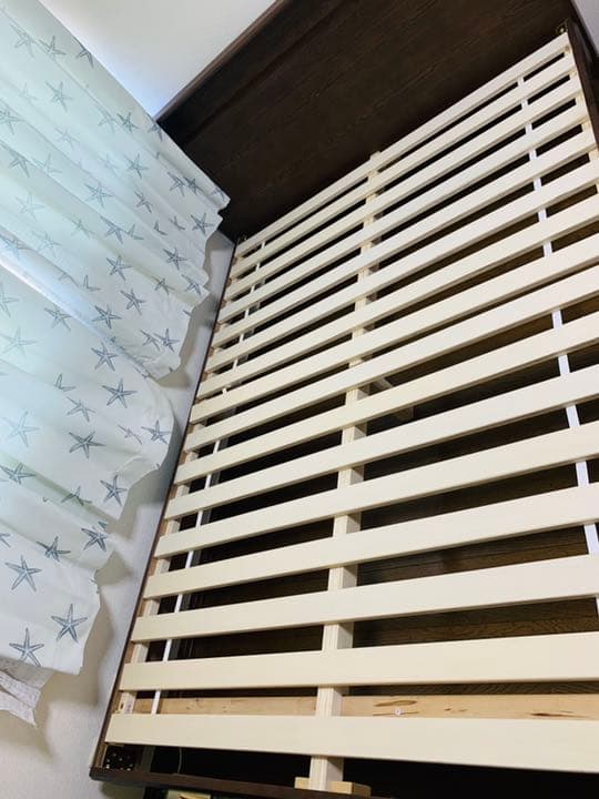 ダブルベッド フレーム