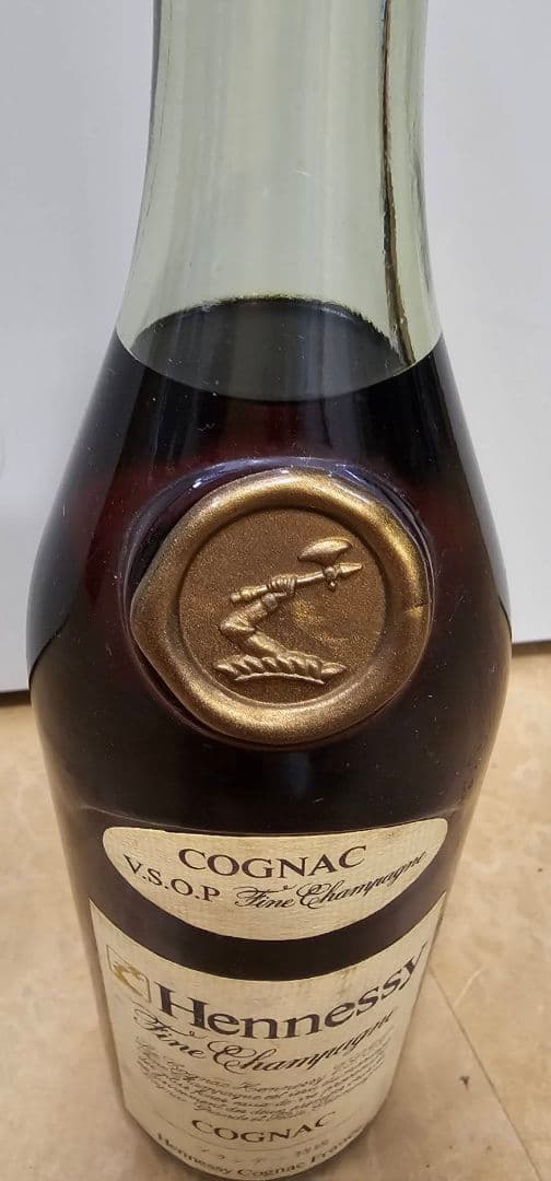 未開栓　Hennessy V.S.O.P コニャック　ブランデー　古酒40度
