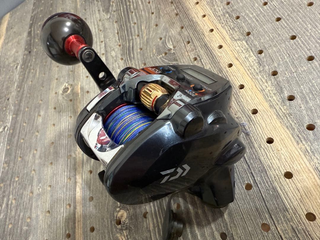 うちさん専用DAIWA 19シーボーグ200jL美品エアコード付き