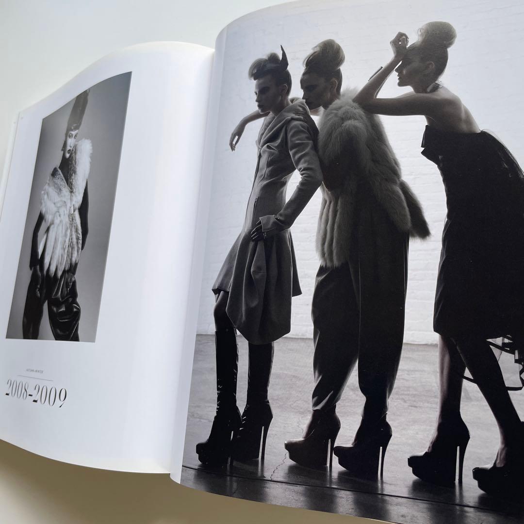 ファッション写真集「LOUIS VUITTON MARC JACOBS」