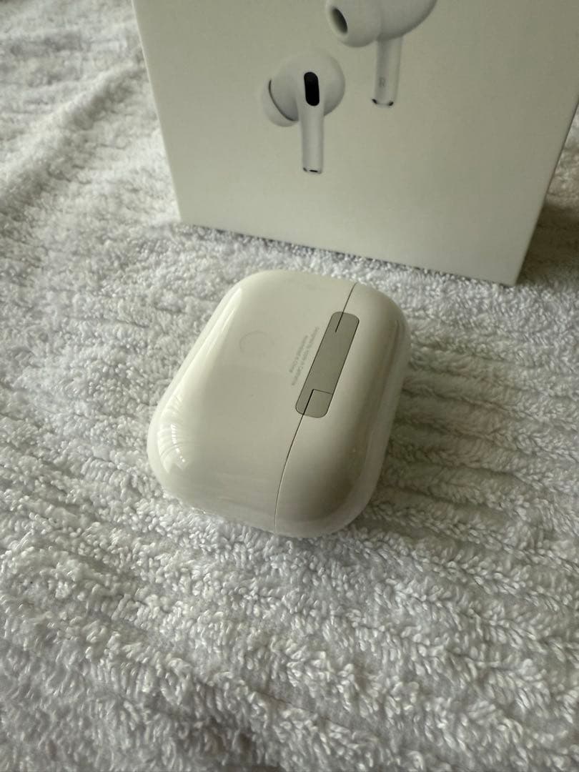 美品　AirPods Pro 第2世代 Lightning