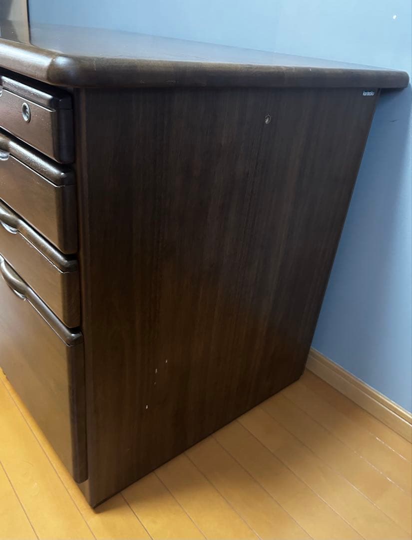 カリモク　学習机　鍵付き引出し