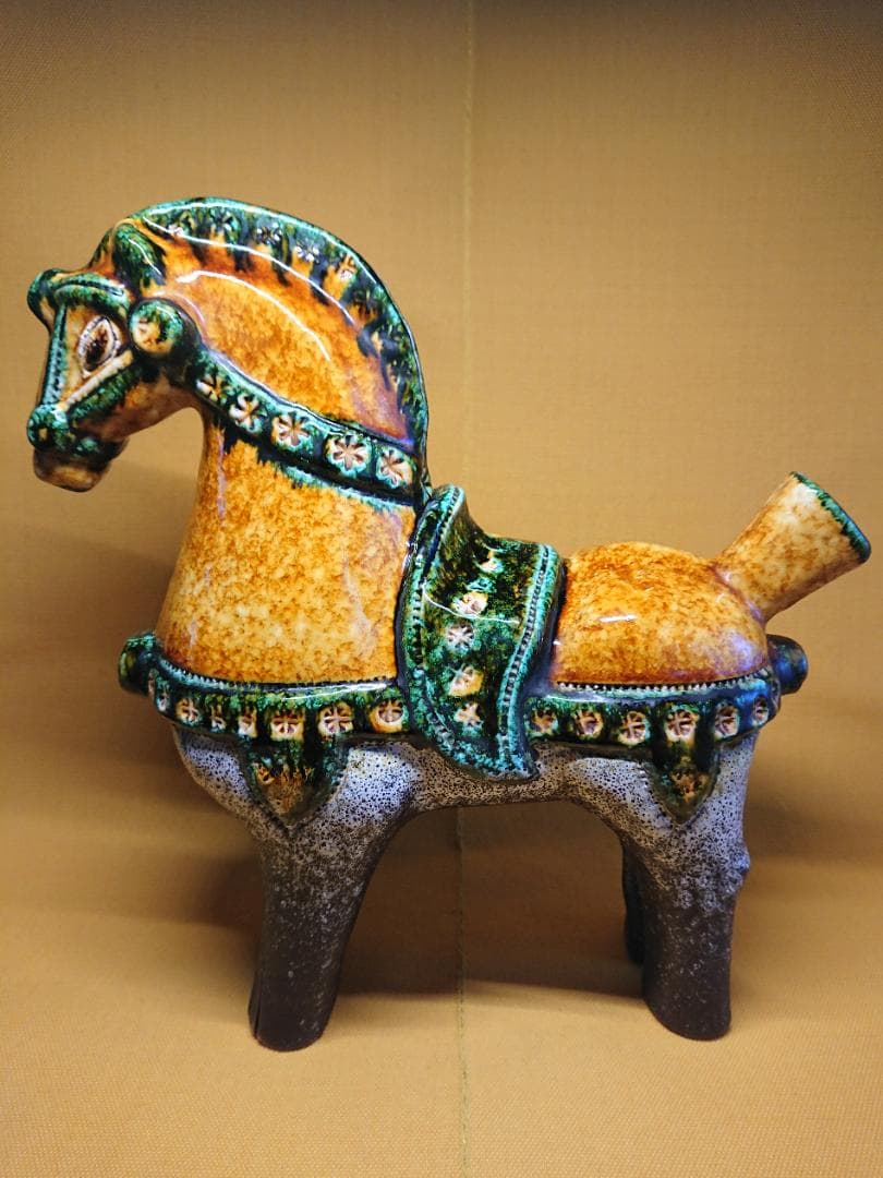 【美品】ウマ　馬　陶器　イタリア　置物　インテリア　工芸品　美術品　A3393