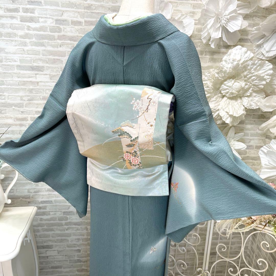 青緑色 小紋着物 刺繍入り