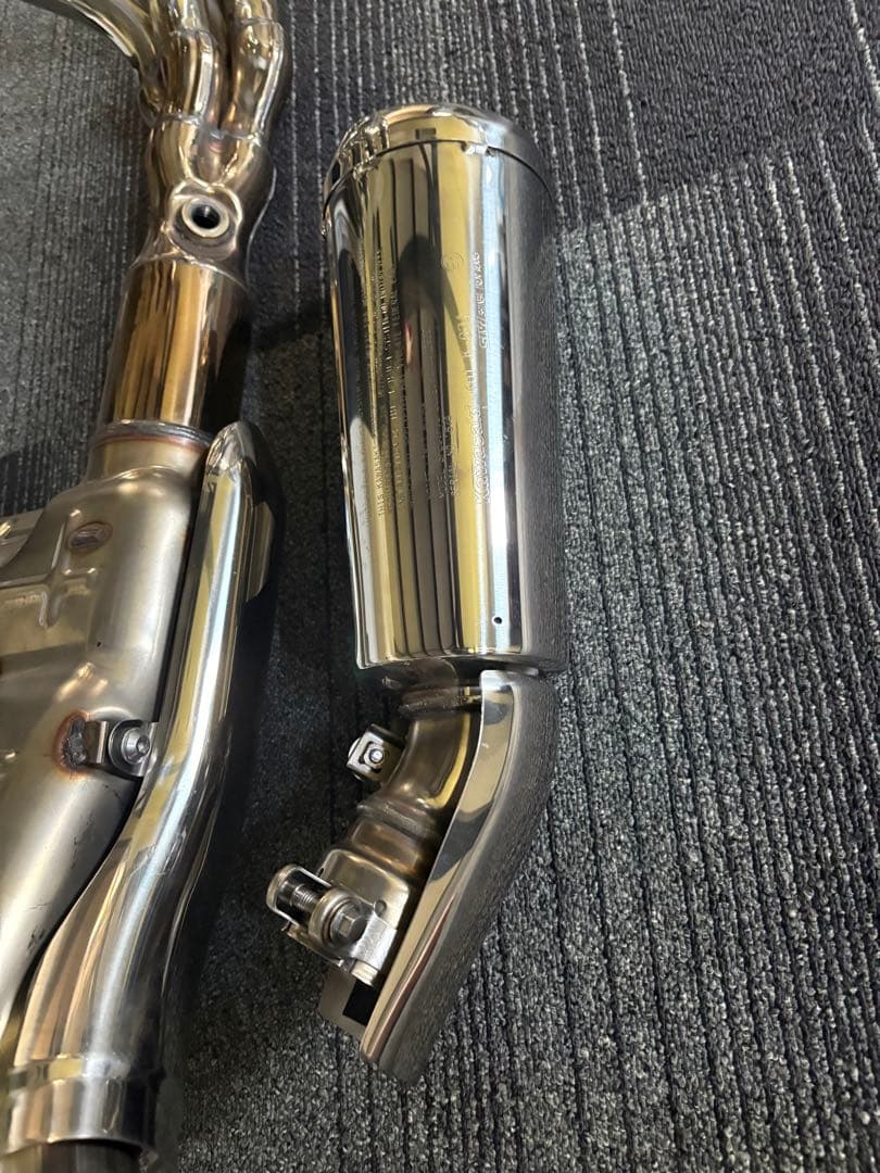 z900rs2025年純正マフラー未使用品