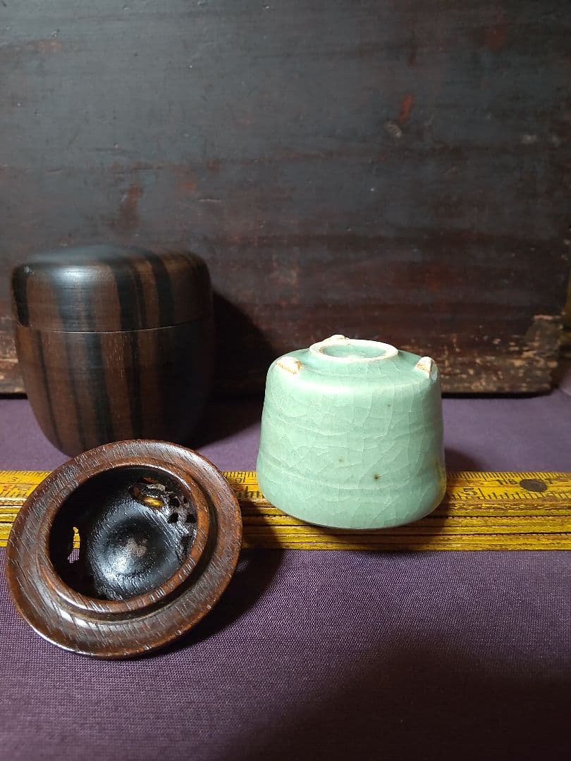 龍泉窯　青磁 陰刻 輪線 筒盃