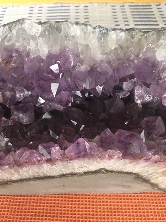 ★アメジストドーム（原石）