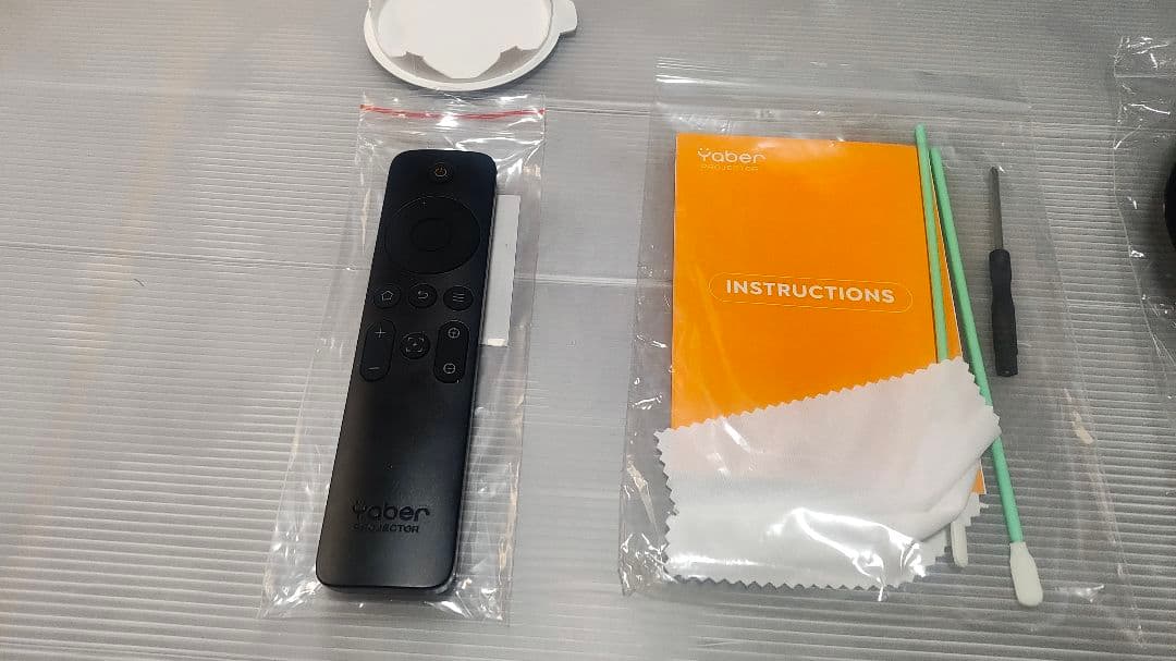 ピンださん様用　Yaber Projector L2S 本体 プロジェクター