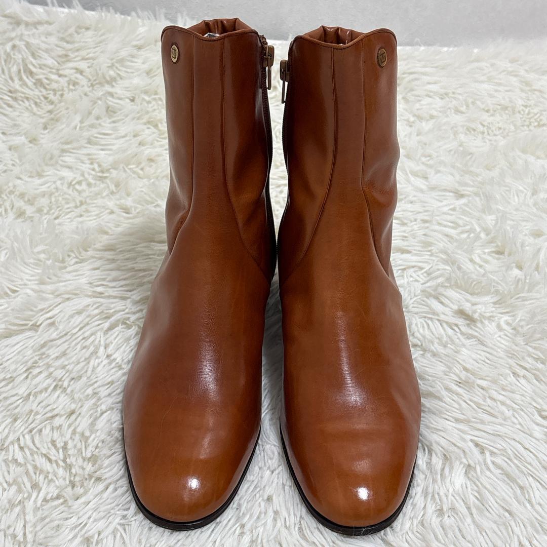 美品✨タニノクリスチー サイドジップ ショートブーツ 8 26.5cm