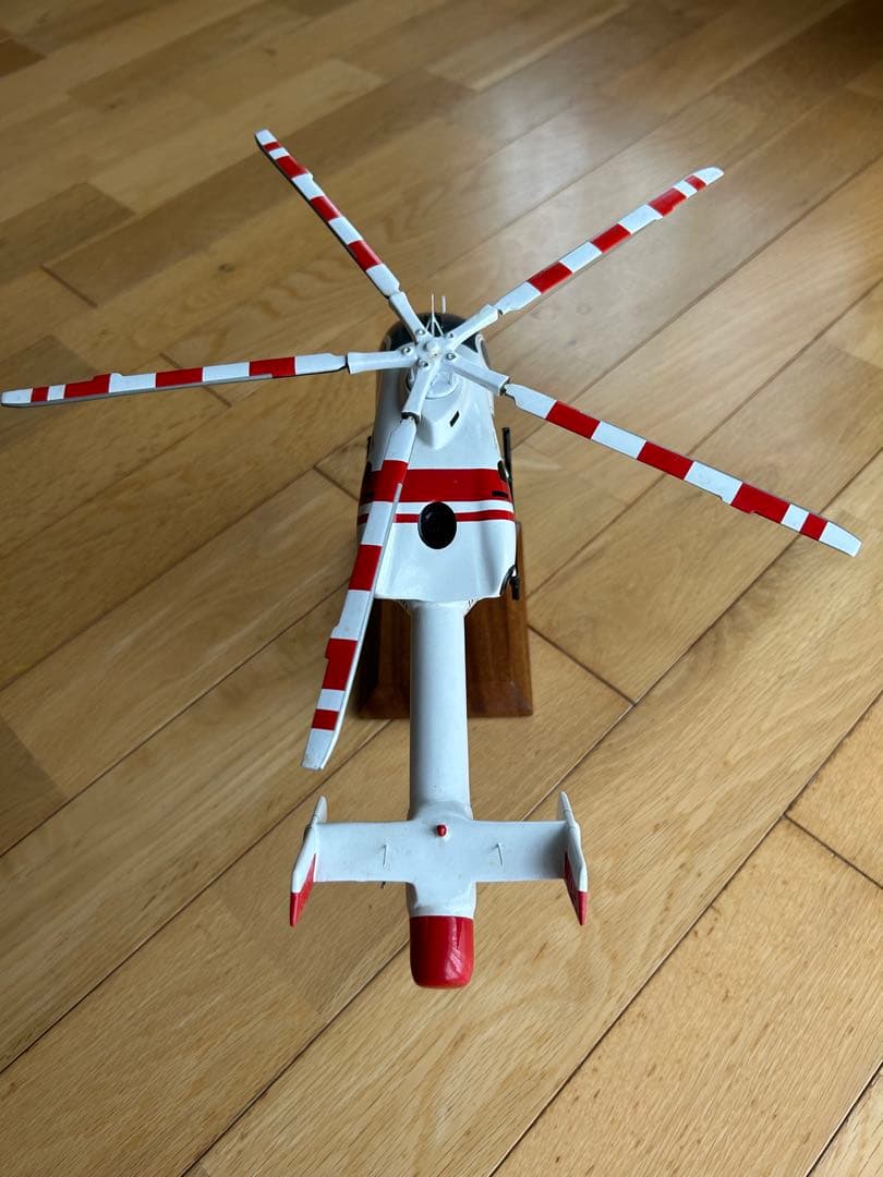 ソリッドモデル　ドクターヘリＭＤー９０２（マクダネルダグラス）　１／32スケール