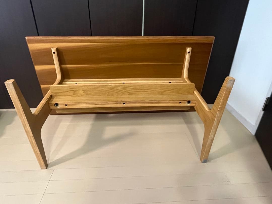 【無印良品】リビングでもダイニングでもつかえるテーブル・２・オーク材