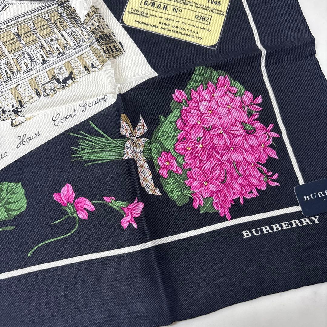 0527 バーバリー　大判ハンカチ　扇子　希少　レア　未使用　タグ付き.