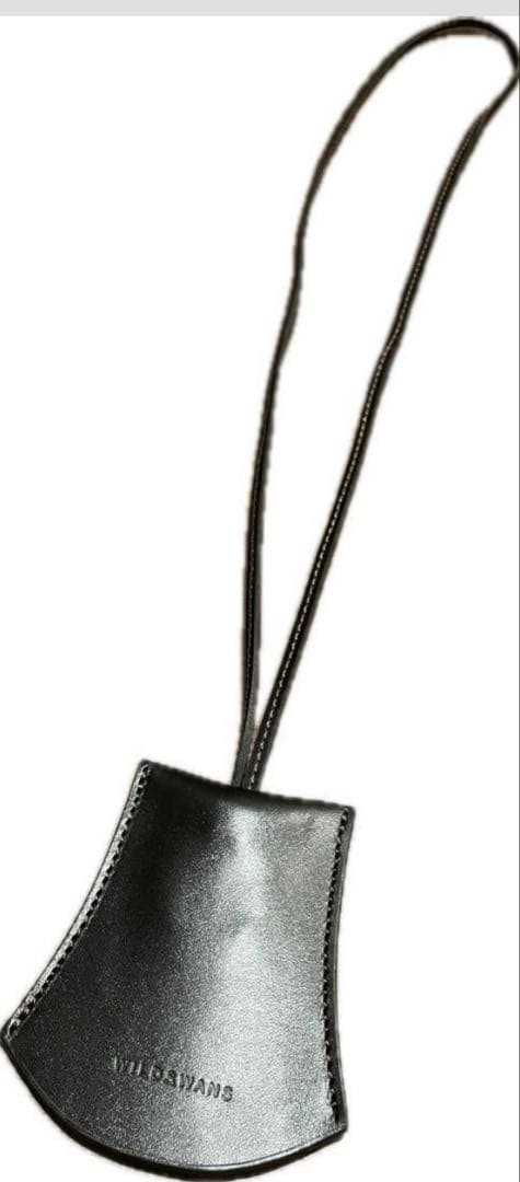 77【新品未使用】WILDSWANS ワイルドスワンズ レザークロシェ 本革 黒