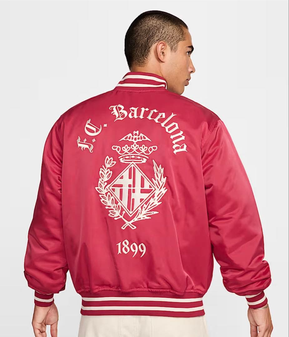 ナイキ　NIKE ジャケット厚手　中綿