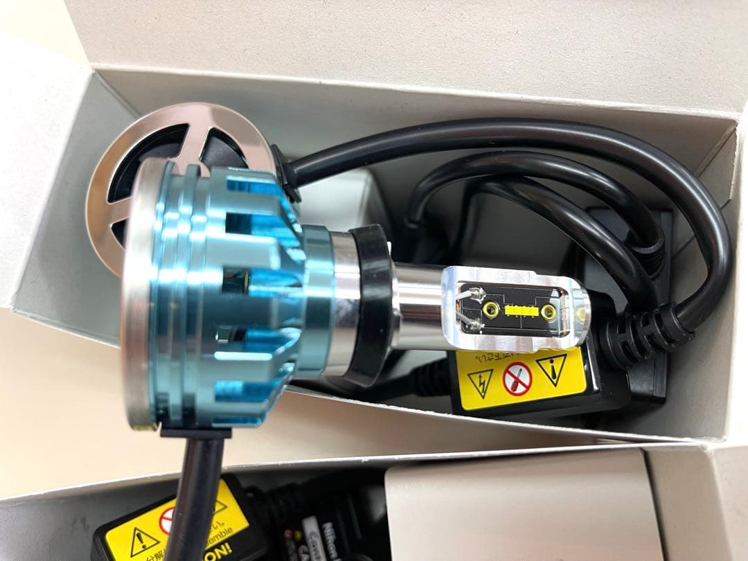 新品未使用品　日本ライティング　LEDバルブ　H8/H9/H11/H16 日本製