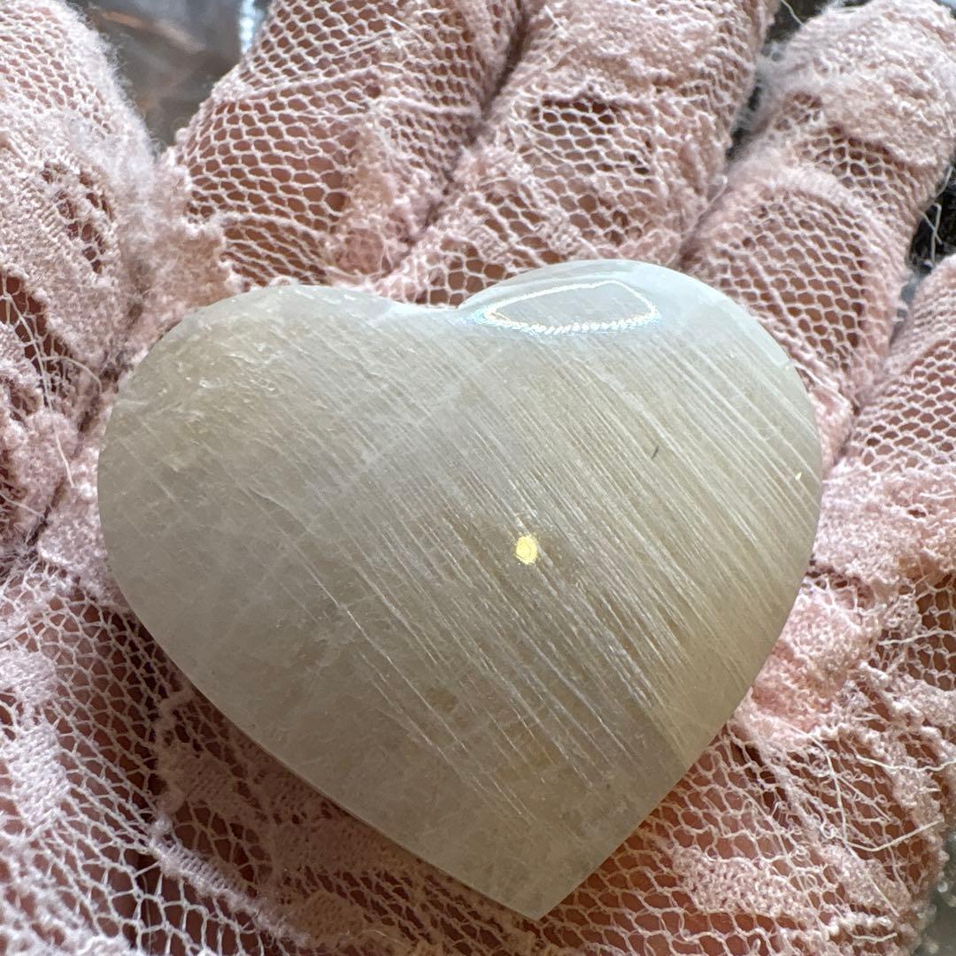 高品質 ムーンストーンハートNo.1647 ギラギラ