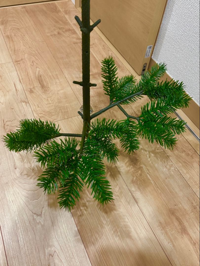 プラスティフロアークリスマスツリー（ジャンク扱い）150cm オーナメント付属