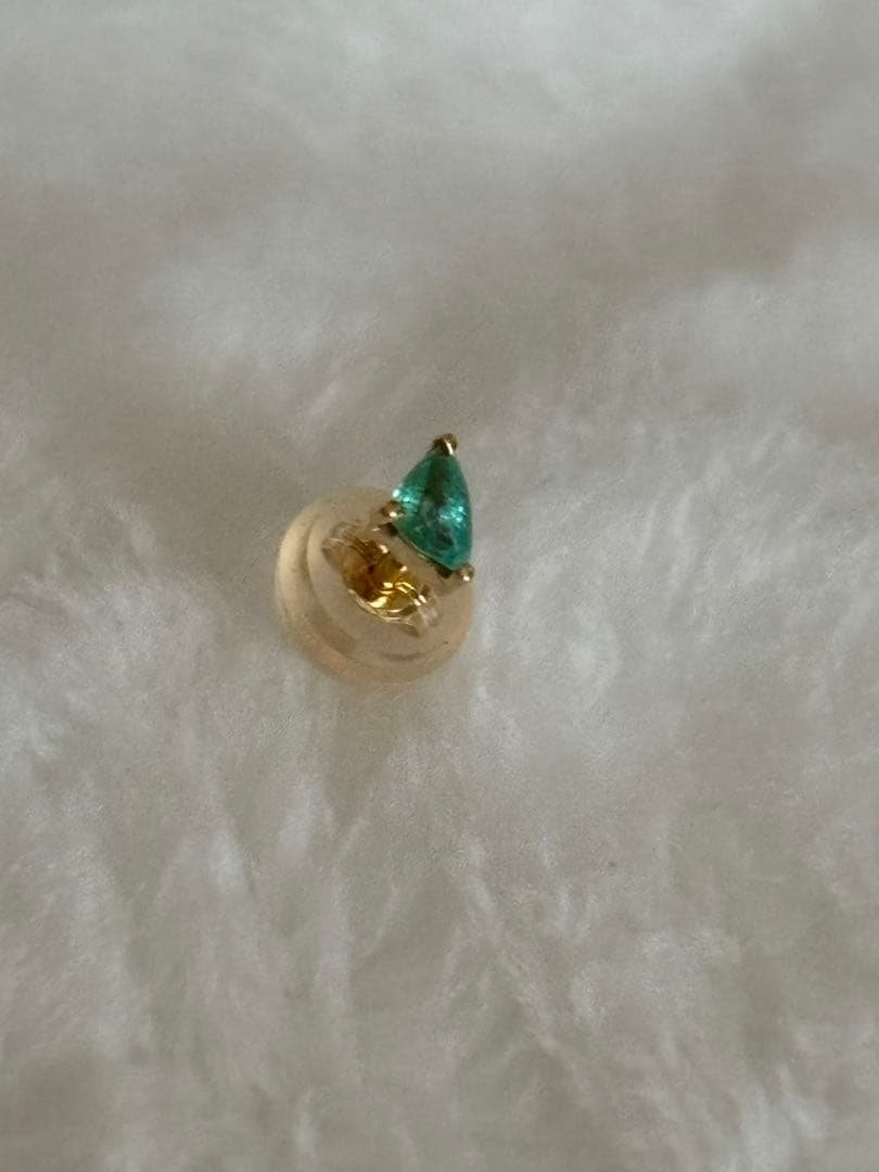 Bizoux パライバトルマリン　k18スタッドピアス(片耳用)