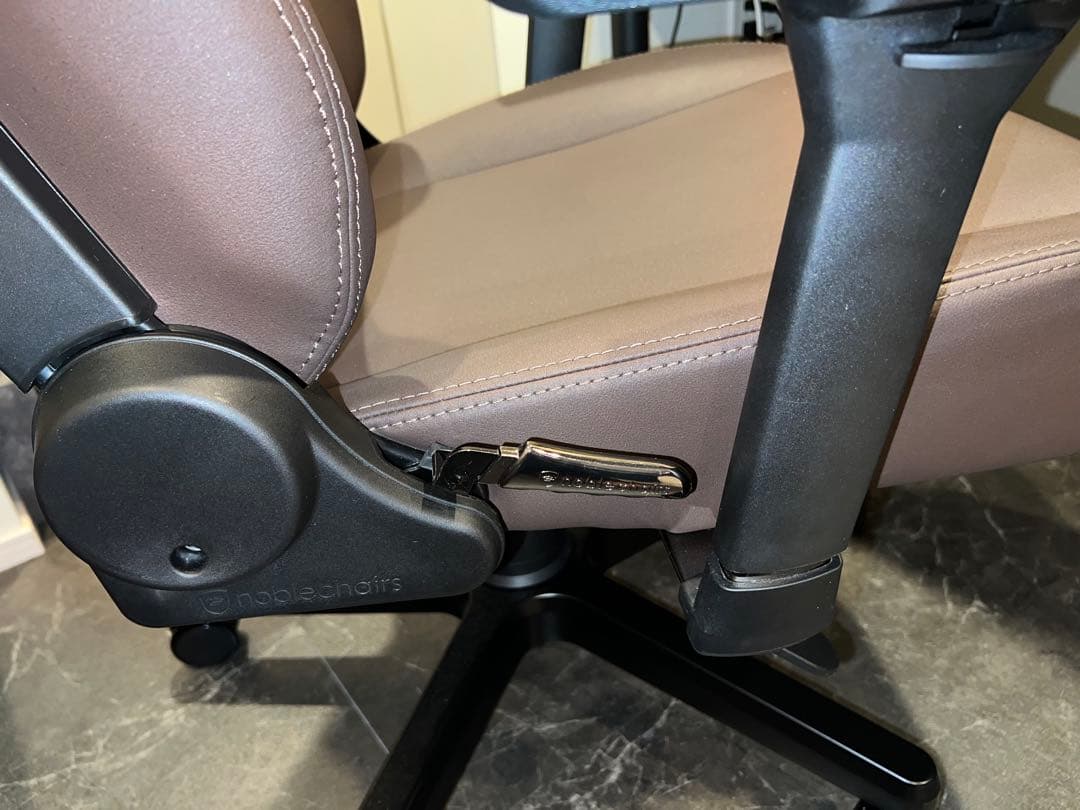 noblechairs ブラウン デスクチェア