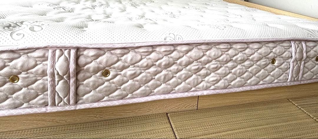 日本ベッド シルキーパフ11317 ダブル｜短期使用 美品 高級ホテル仕様