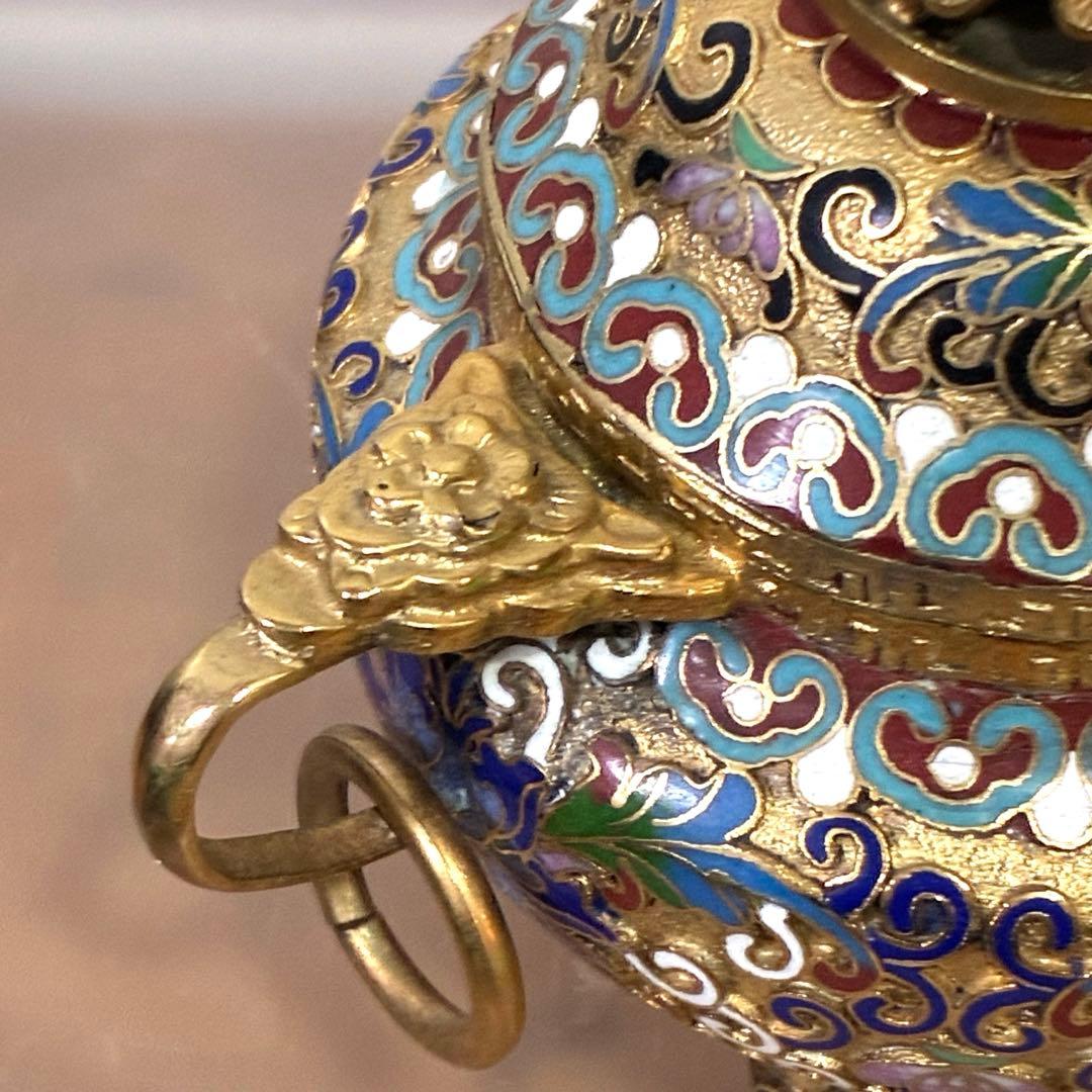 中国美術　三つ脚　七宝焼香炉　金彩唐蓮花紋　景泰藍　耳輪　獅子　アンティーク