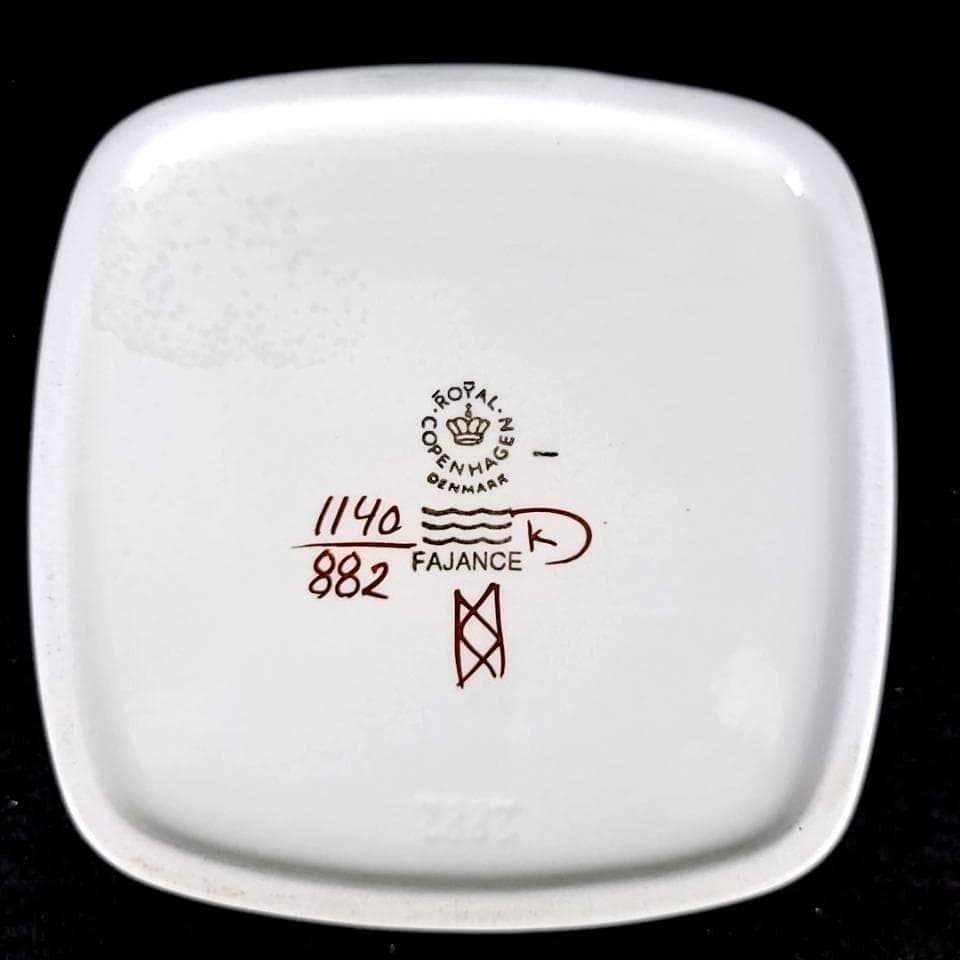 ●良品◆ロイヤルコペンハーゲン　テネラ　トレイ　　小物入れ　小皿　①1