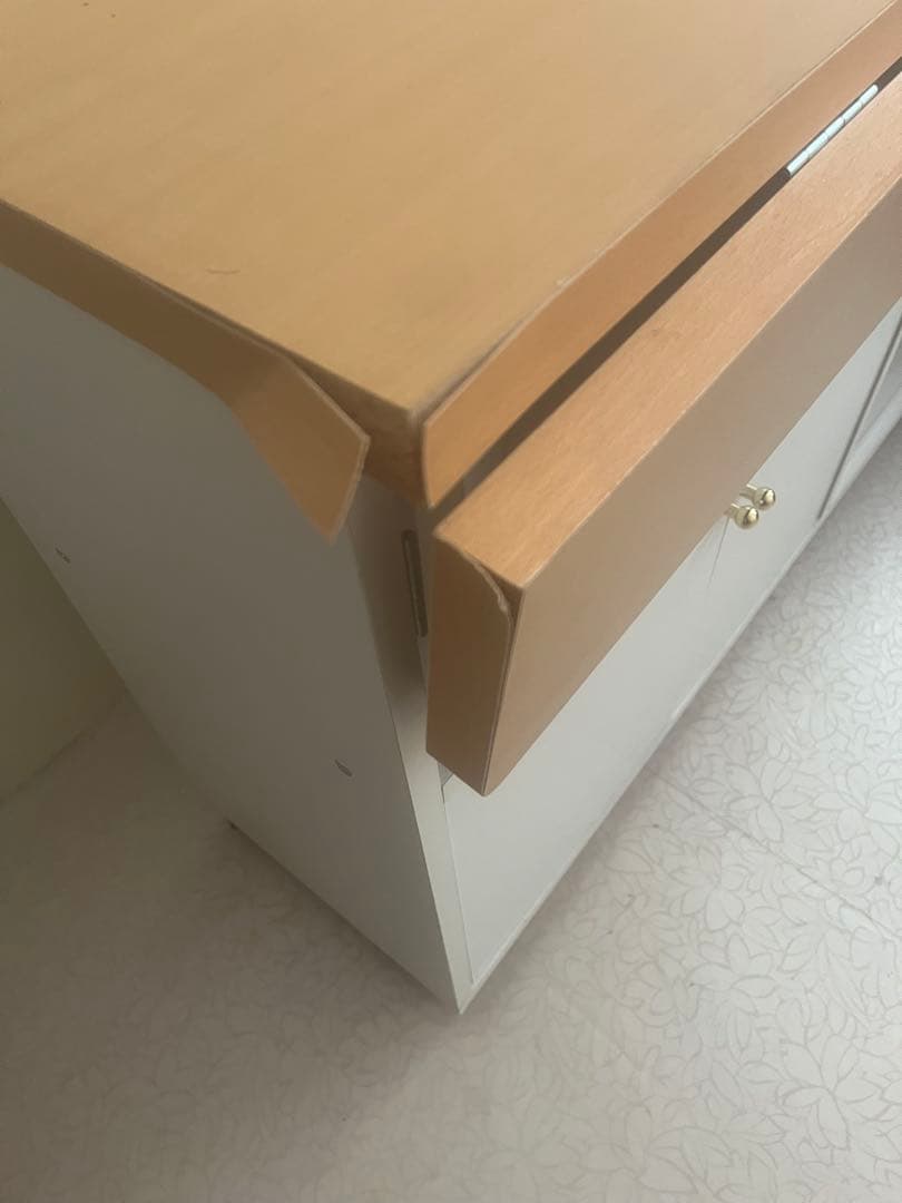 ホワイト木製収納テーブル