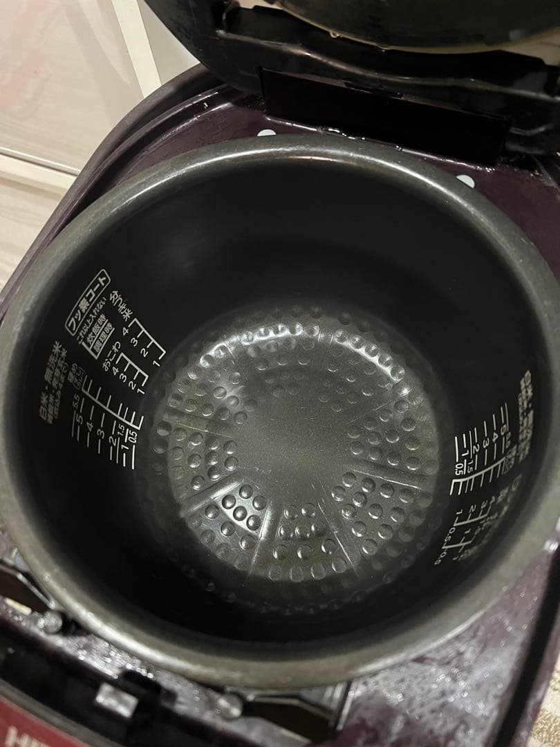 HITACHI製IH炊飯器 RZ-W100M 赤