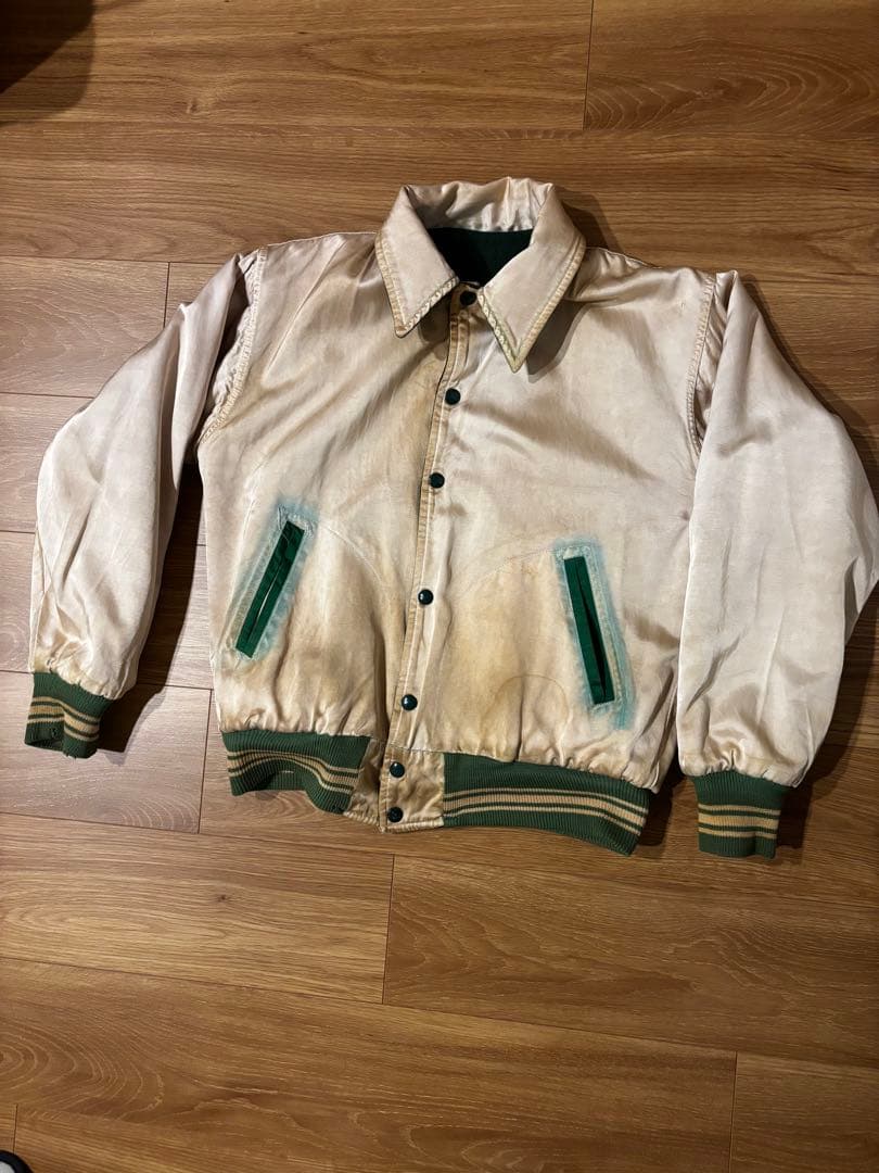 ビンテージ スタジャン リバーシブル チェーンステッチ ウール　サテン