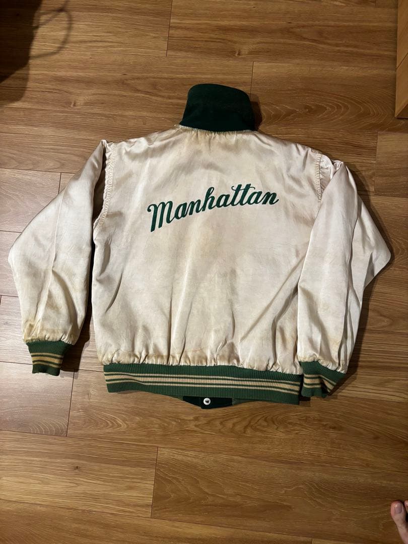 ビンテージ スタジャン リバーシブル チェーンステッチ ウール　サテン