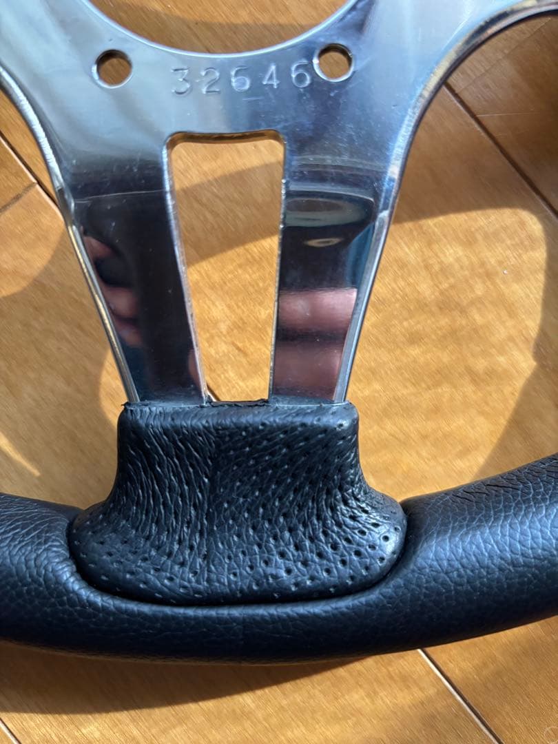 7no8•*¨*•.¸♬︎ NARDI ステアリングブラックパンチングレザー