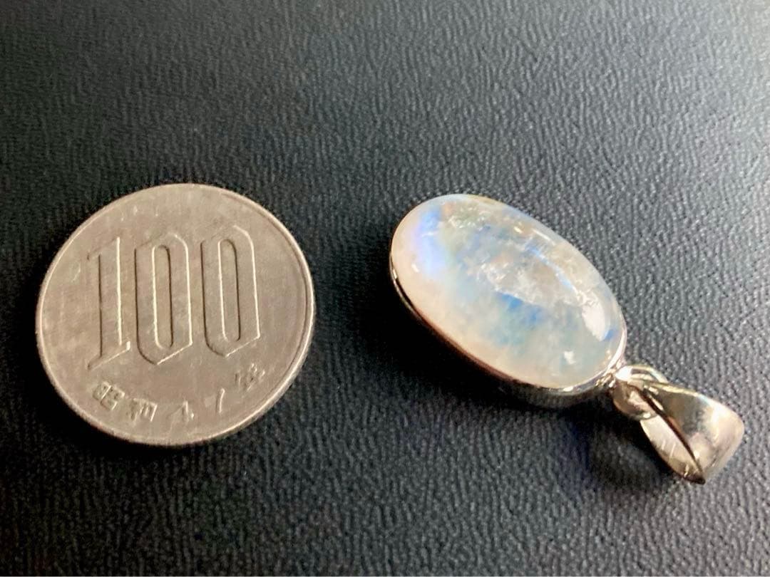 かな様用　月の女神が創造した愛の守護石　虹のロイヤルシャインブルームーンストーン