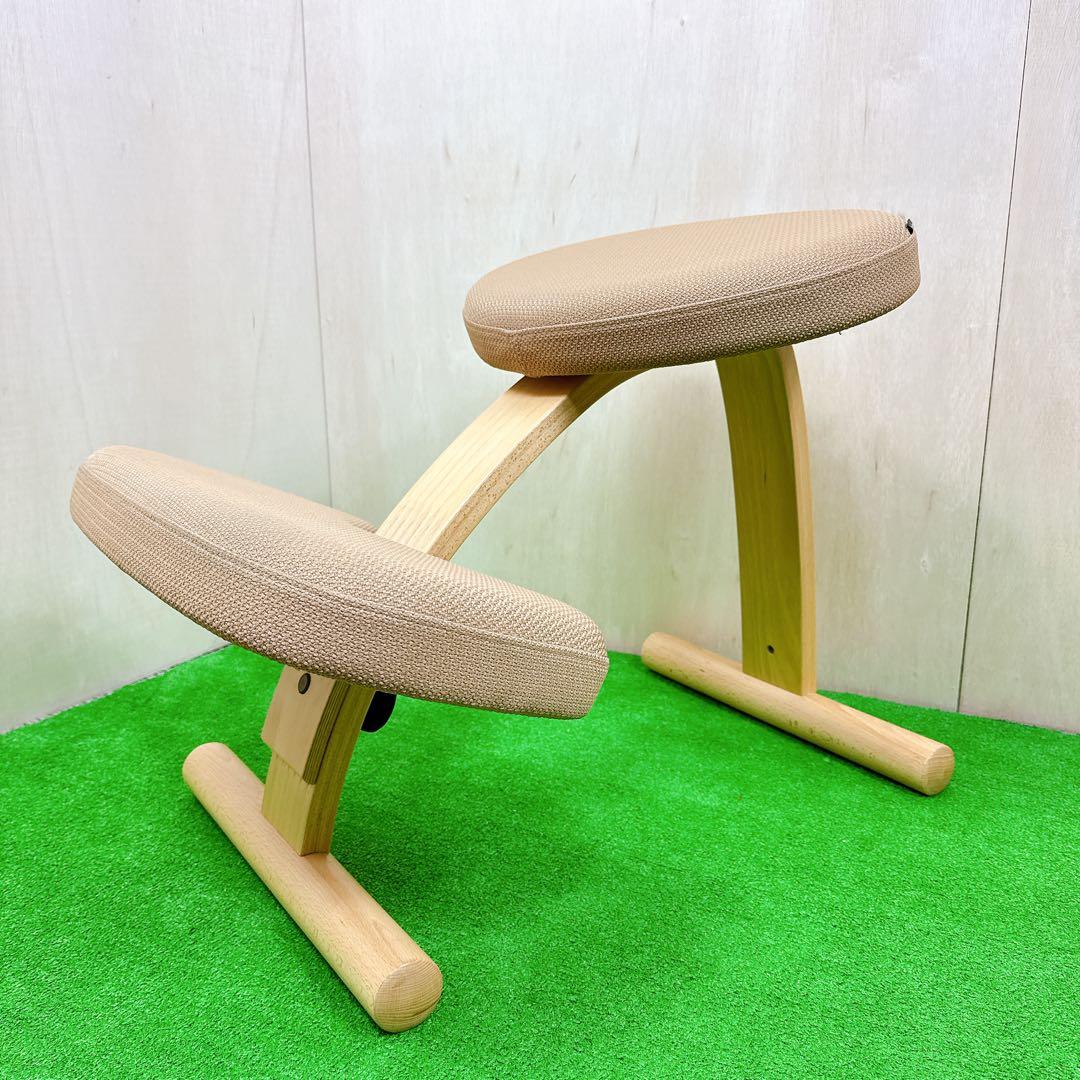 【良品】 サカモトハウス バランスチェアイージー ベージュ 姿勢矯正