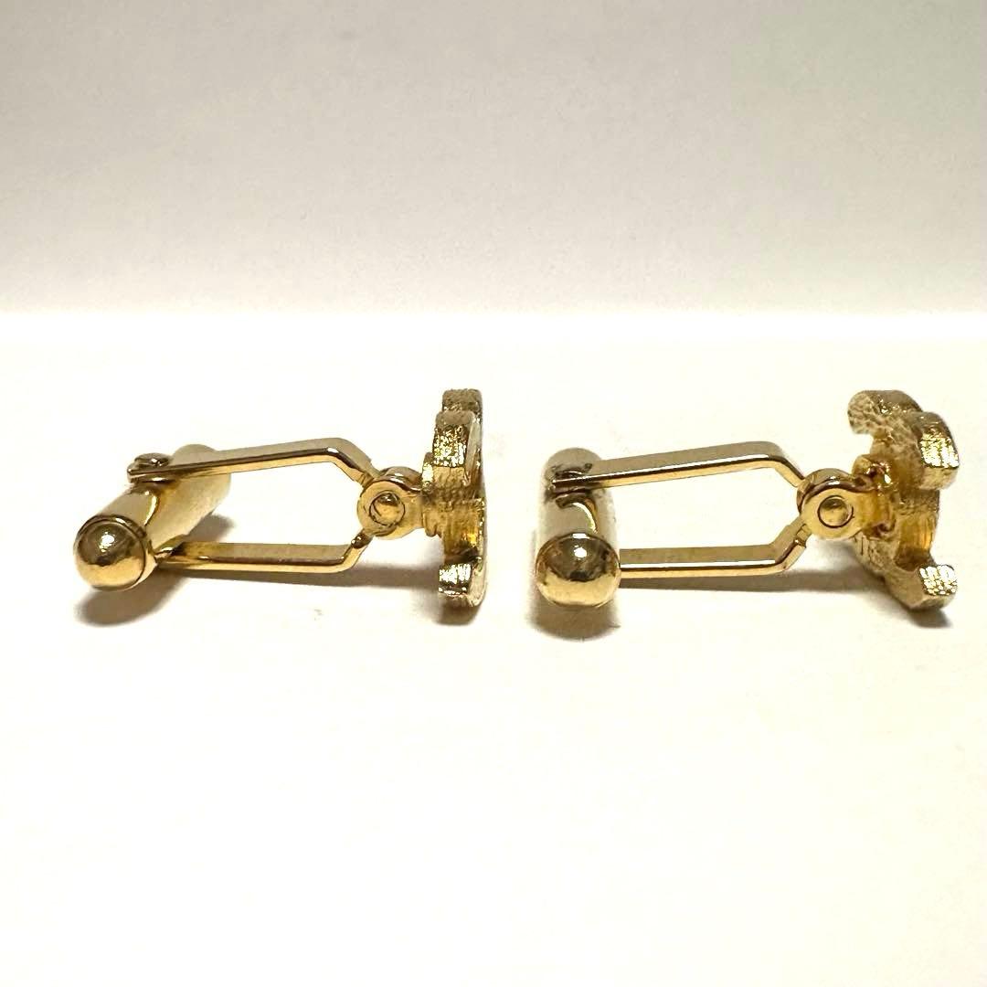 シャネル　CHANEL　カフスボタン　カフスリンク　ココマーク　ゴールド　極美品