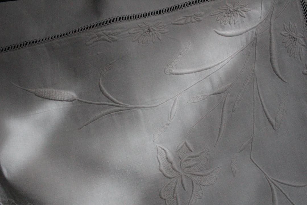 フランスアンティーククッションカバー France Antique \"P・F\"蝶